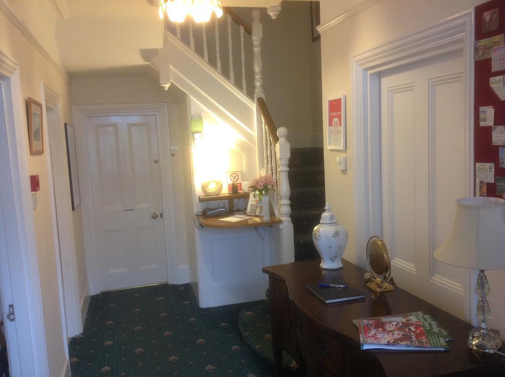 Belfield House Bed & Breakfast Shepton Mallet Exterior photo